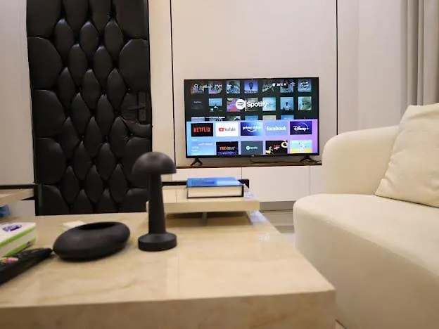 شقة فاخره بدخول ذاتي Apartment Riyadh